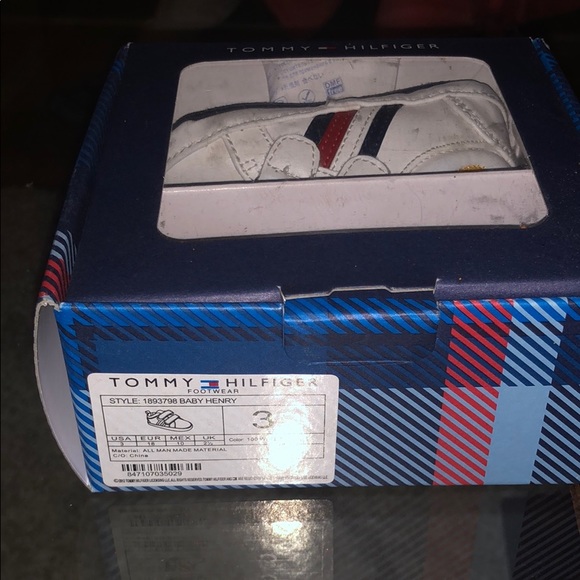 tommy hilfiger baby shoes